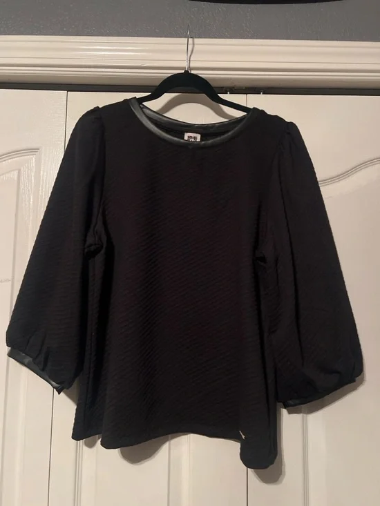 Anne Klein Black Textured Blouse Size Large Puff Sleeve Career Top Like New - Picture 2 of 7